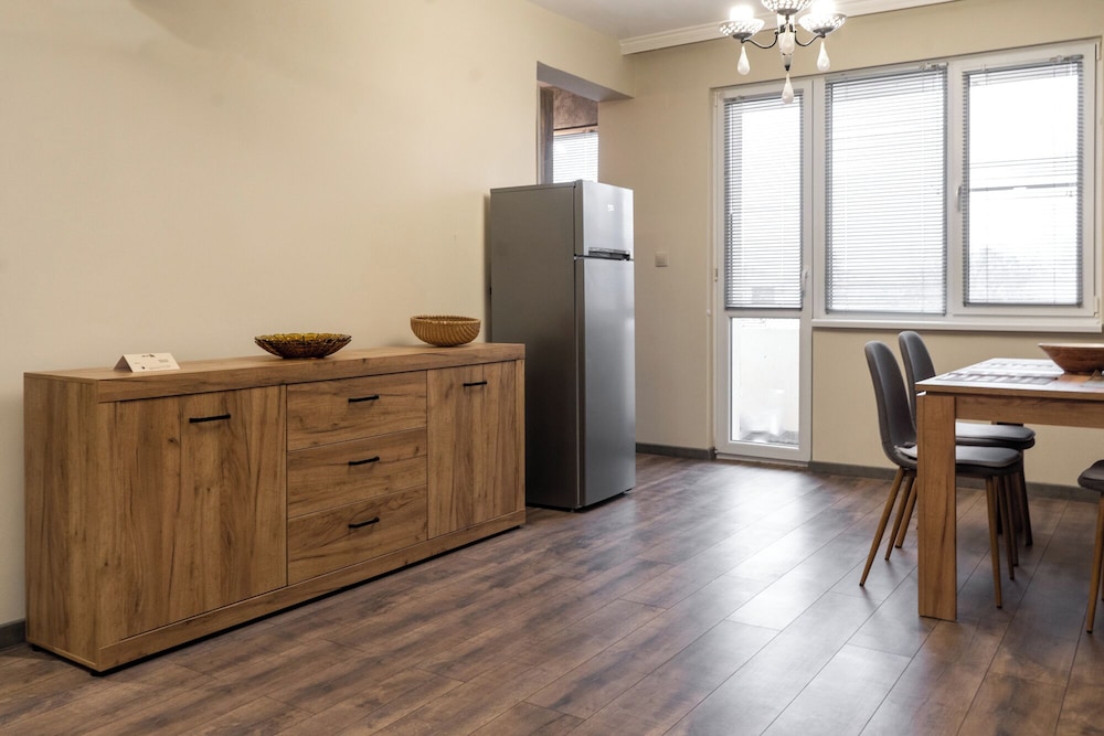 Apartment 8