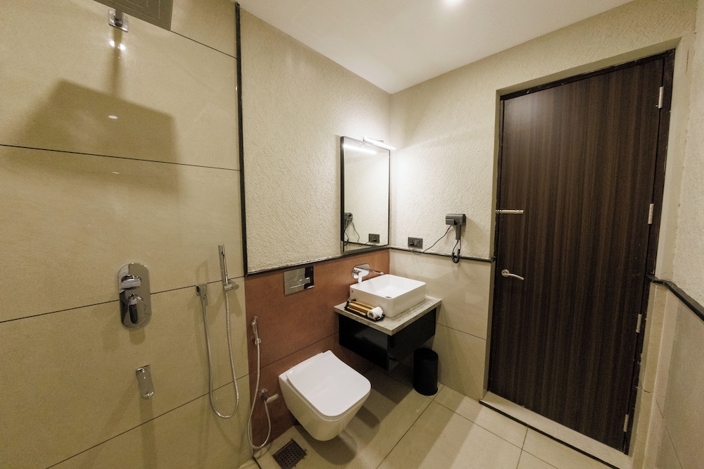 CherryLoft Luxury Resort