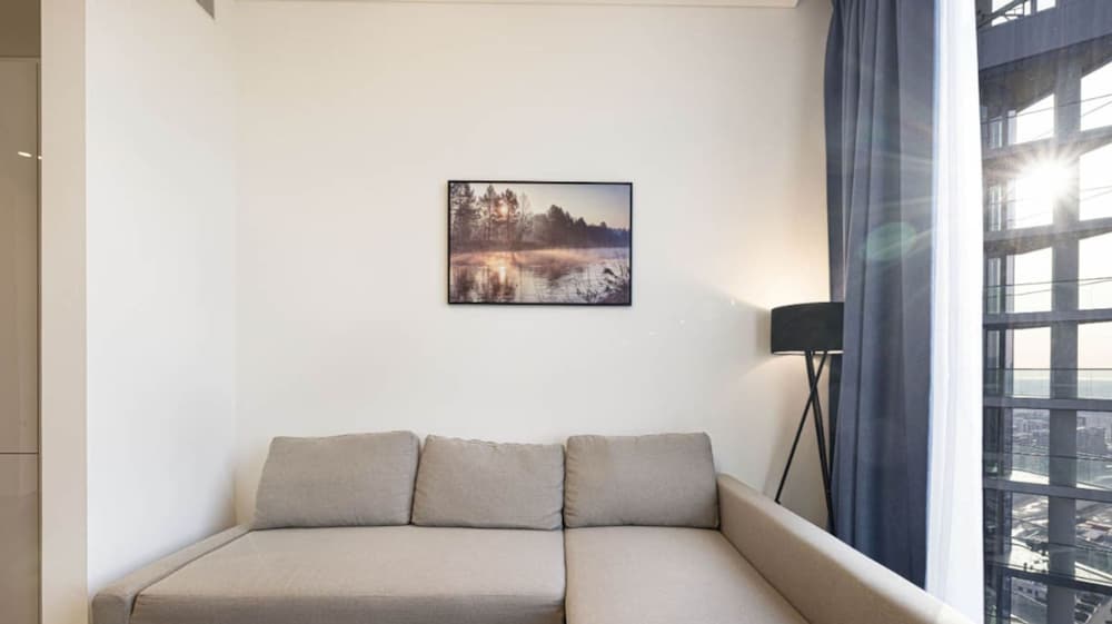 Manzil - Lux 1BR Near Downtown With Skyline Views