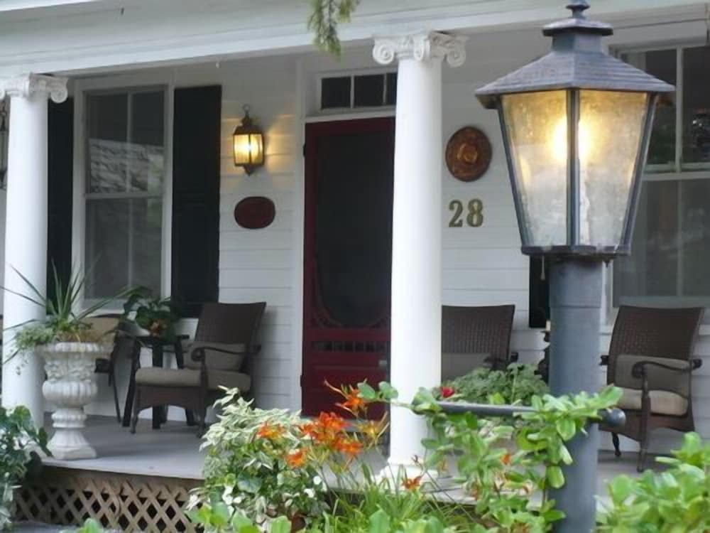 Niagara-on-the-Lake Vacations - Copper Dreams Bed and Breakfast - Property Image 4