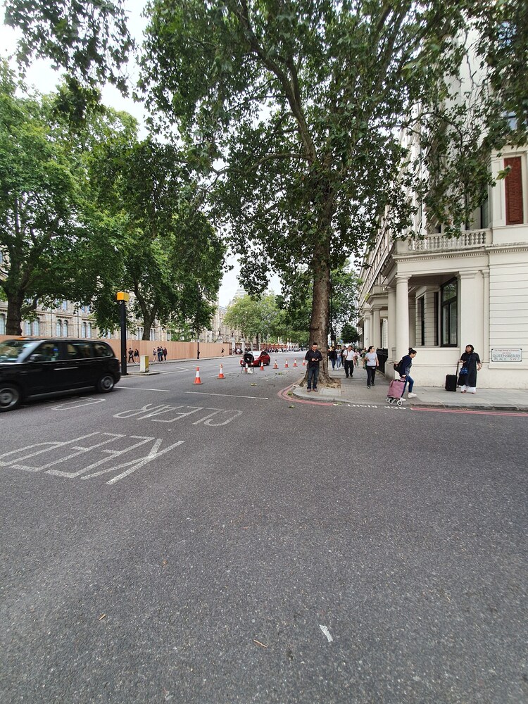 Studio Apartment in South Kensington 15