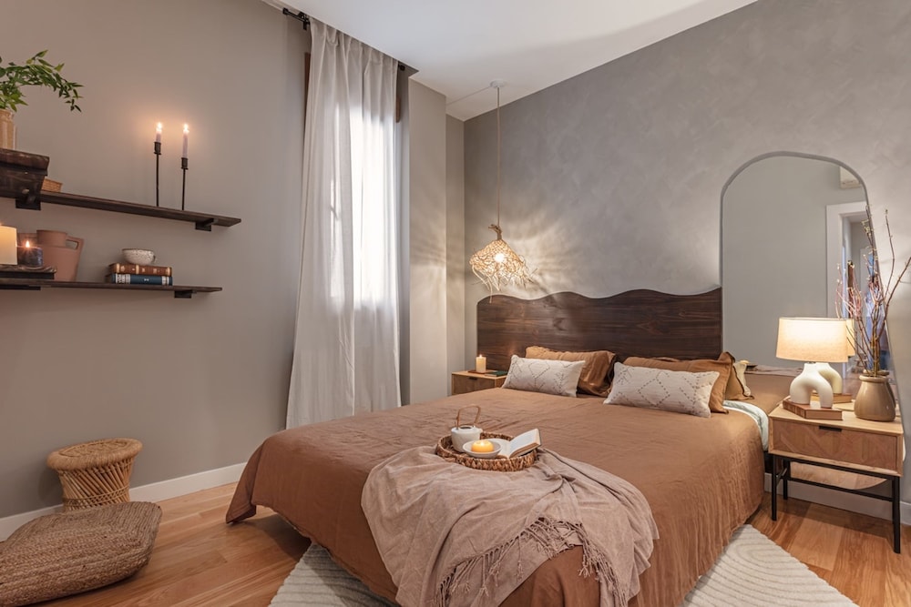 Guban - 2 Bedroom and Balcony in Azca