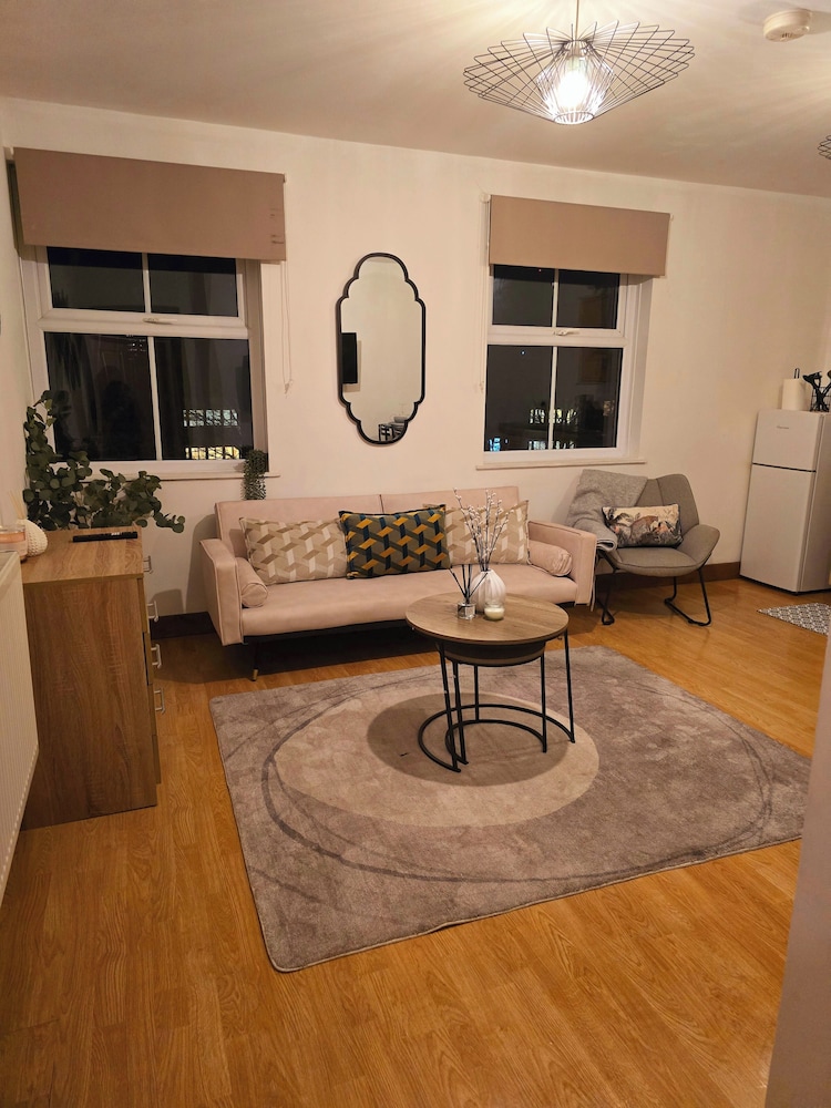 Southampton City View Apartment