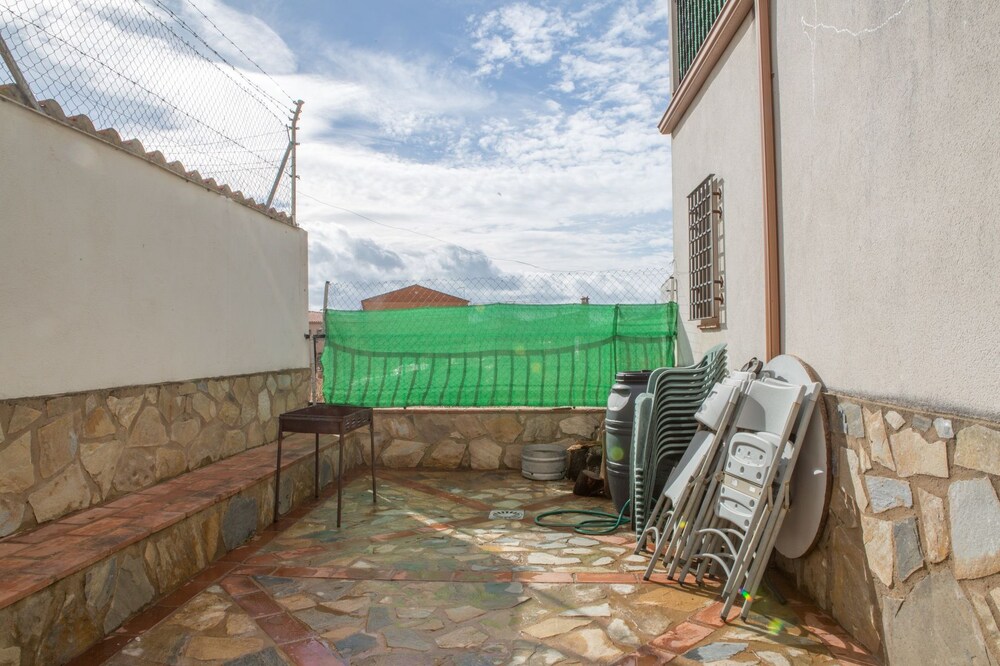 Photo 8
