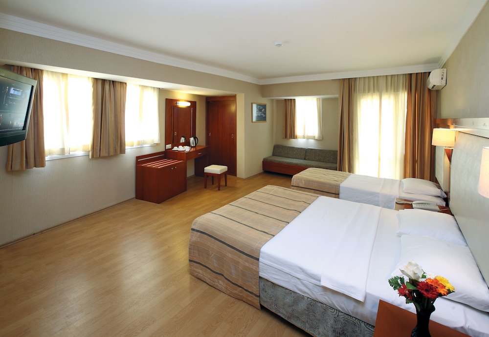 Julian Club Hotel - All Inclusive view 5