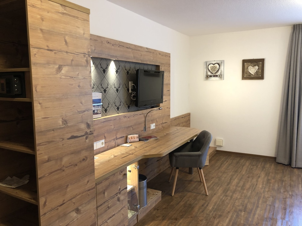 Landhotel Edelfinger Hof - Property Image 24