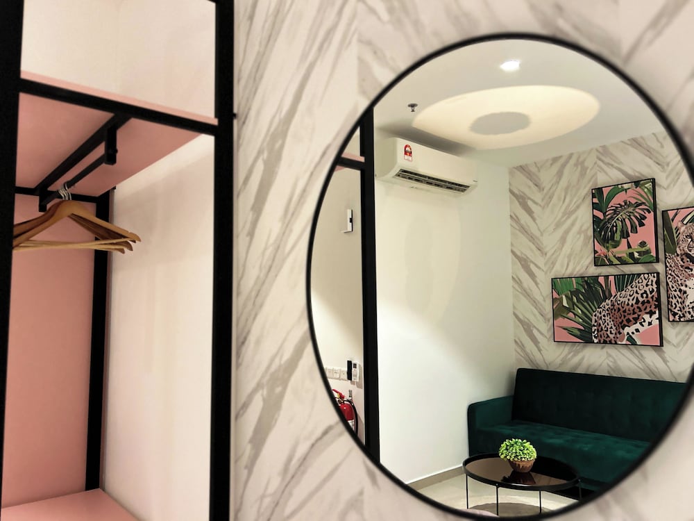 The Paxtonz by Manhattan Group