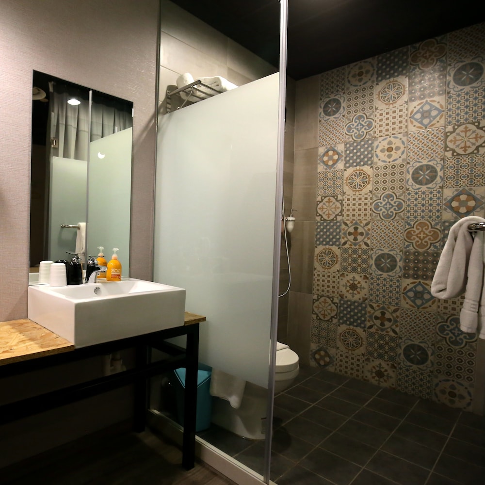 Nys Loft Hotel - Hostel
