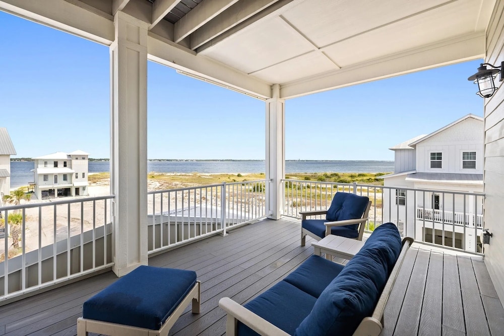 Sunset Serenade 4 Bedroom Home