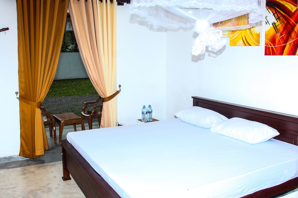 Villa Palm Breeze