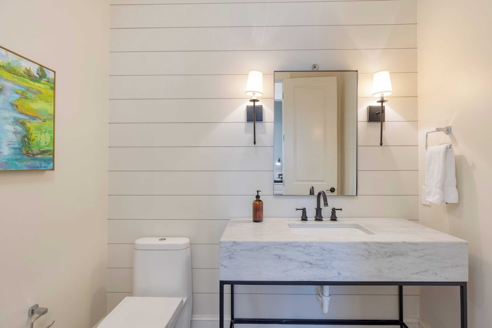 Sleeps 48, 2 Homes w/ Private Beach Access Bradley Circle Buyout by Avantstay