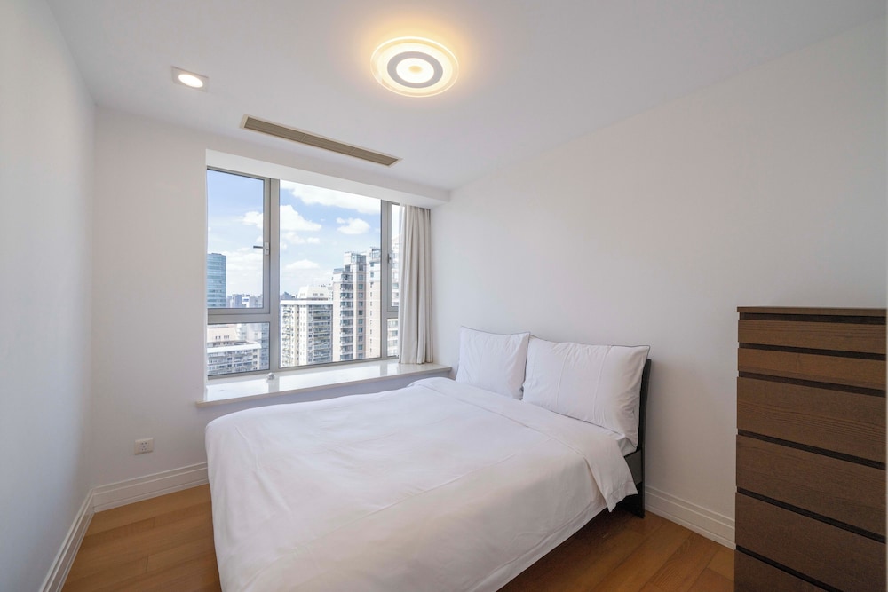 Tyms Family 3BR 2BA Apt Xujiahui Metro