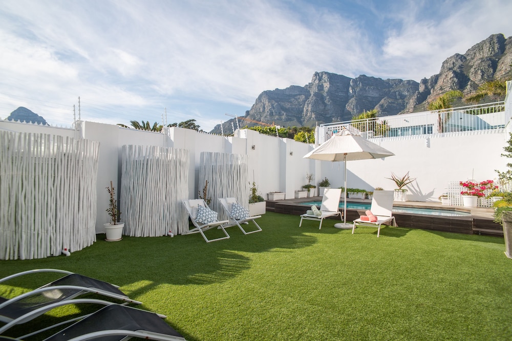 Funkey Villas