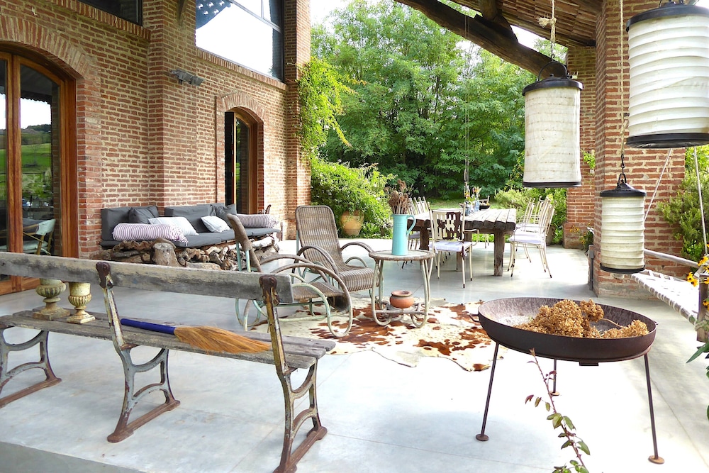 Villa Poggio Zucchino Pool and Wellness Piacenza