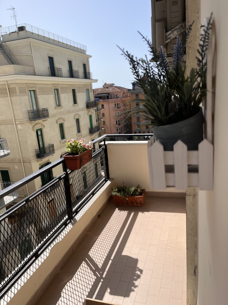 Suite 39 Guest House