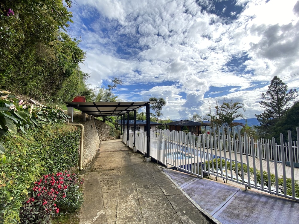 Finca Villa Maju km24