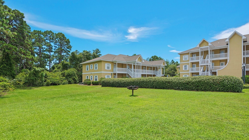 Seagrove 2BR Near Lake & Beach + Free Tickets: Bikes, Dolphin Cruise & More!