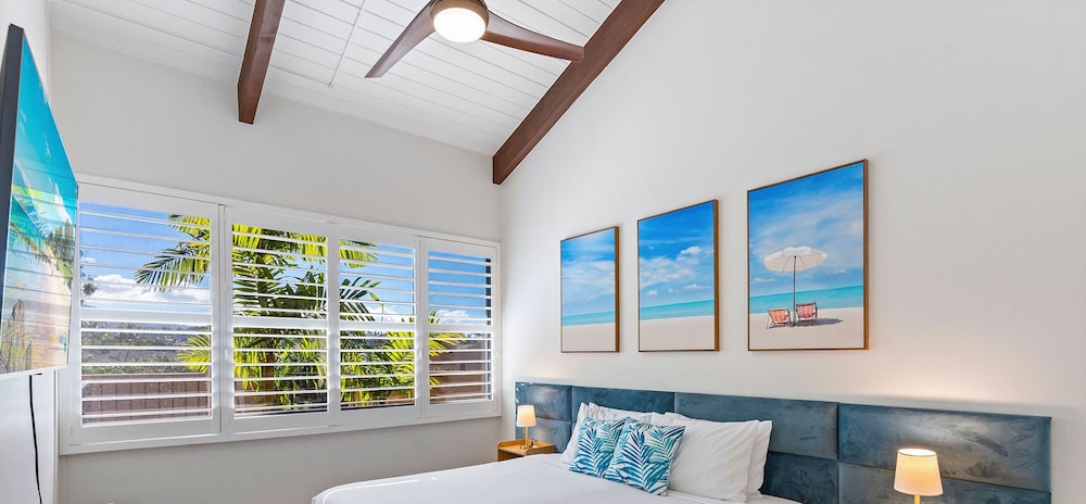 Summer Sale! Deluxe Modern Renovation, Split-ac, Kamaole Sands 4-411, Book Now!