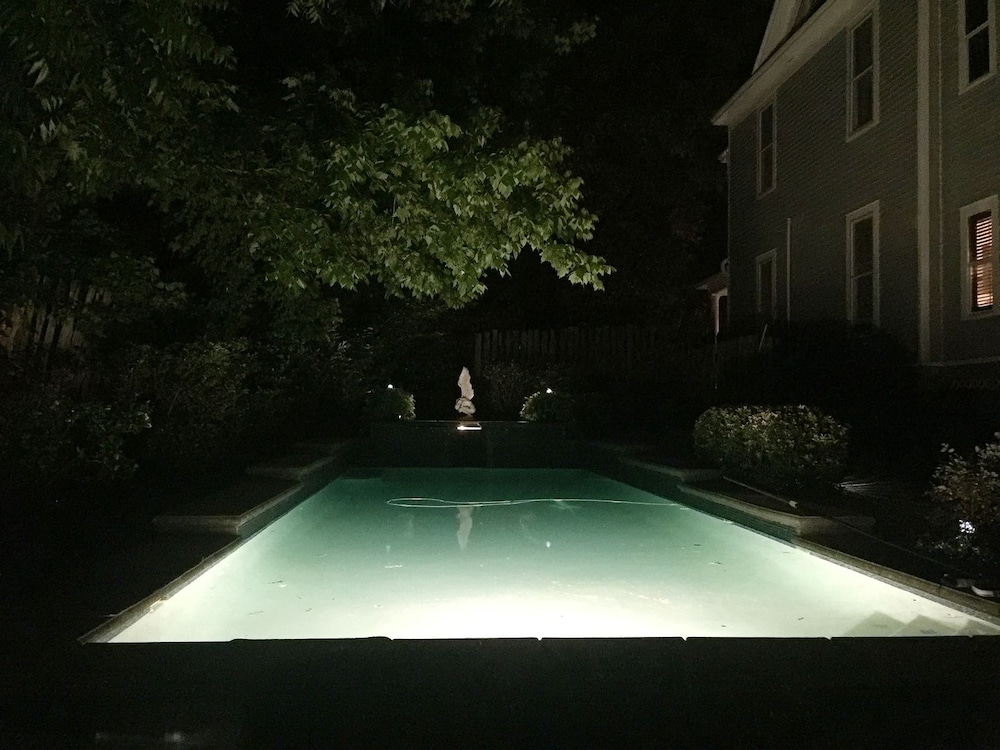 Fig Tree Manor