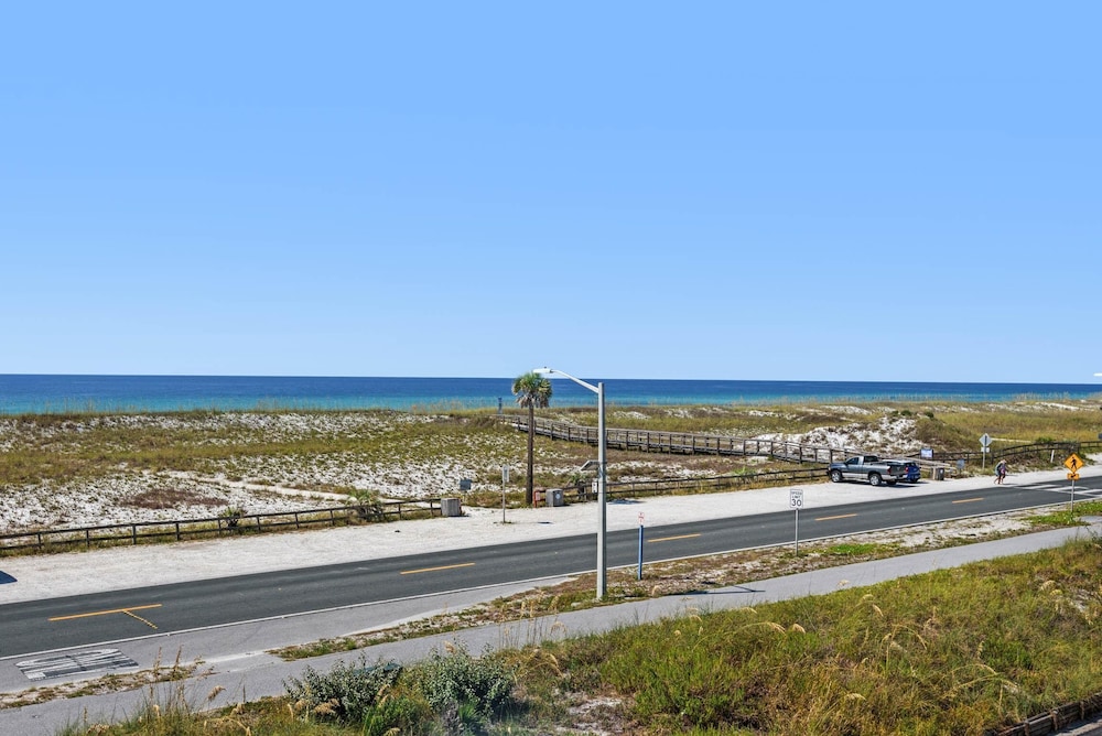 The Gulfview Grandeur