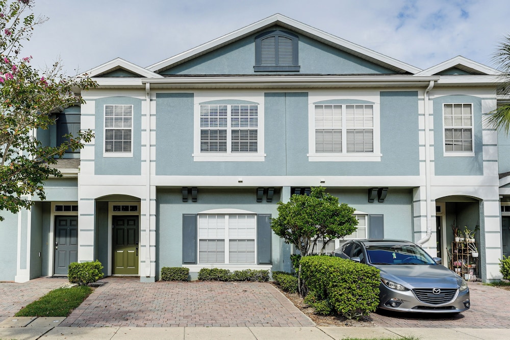 Resort Amenities, Screened Lanai: Kissimmee Escape