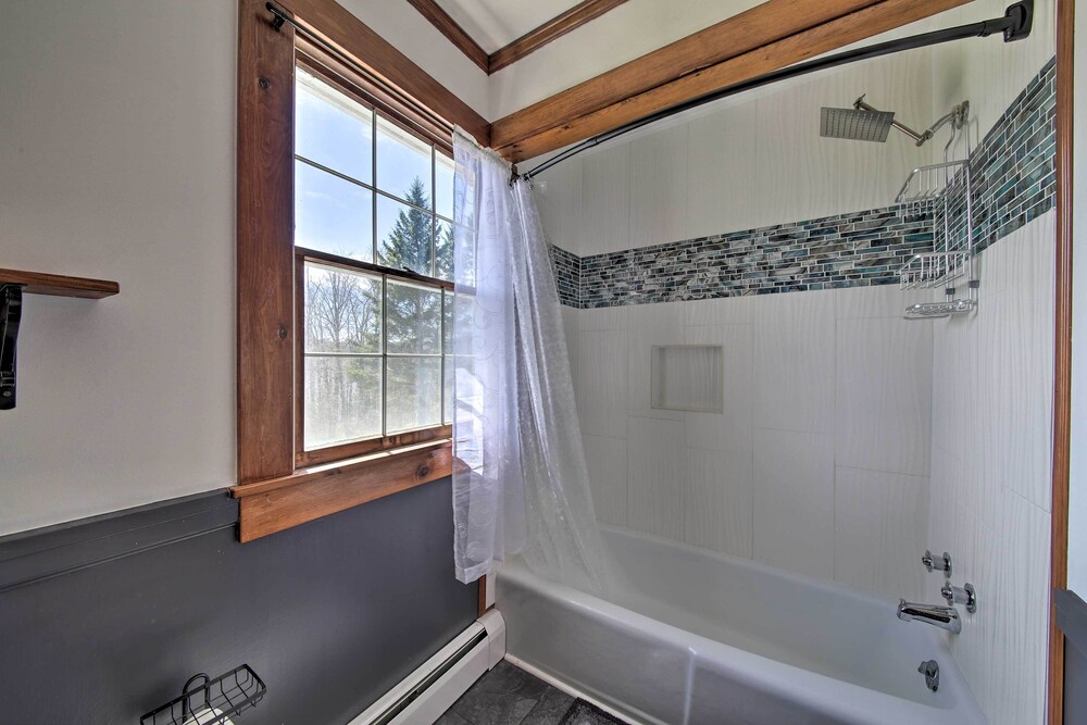 Colonial Home in Bucksport w/ River Views!