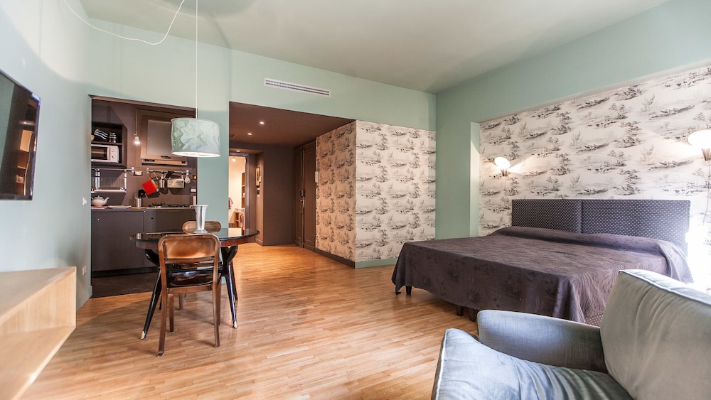 Rental in Rome Suite Spanish