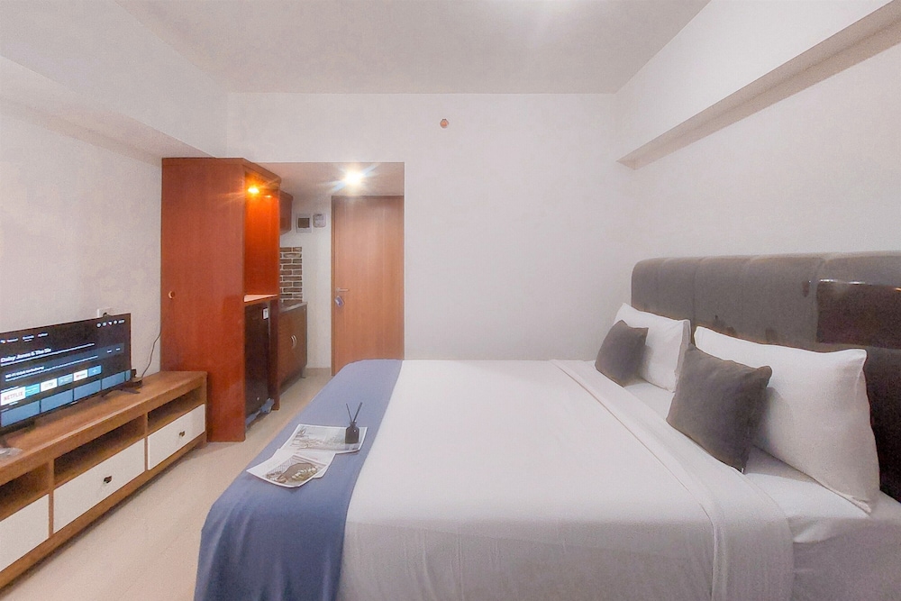Cozy Studio Apartment At Cisauk Point