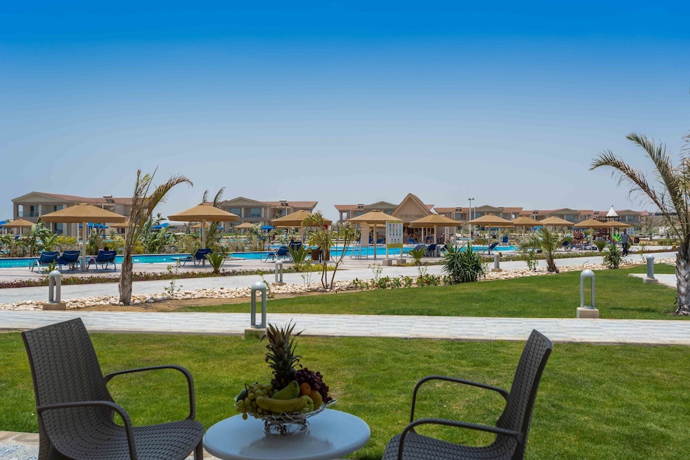 Pickalbatros Sea World Resort - Marsa Alam
