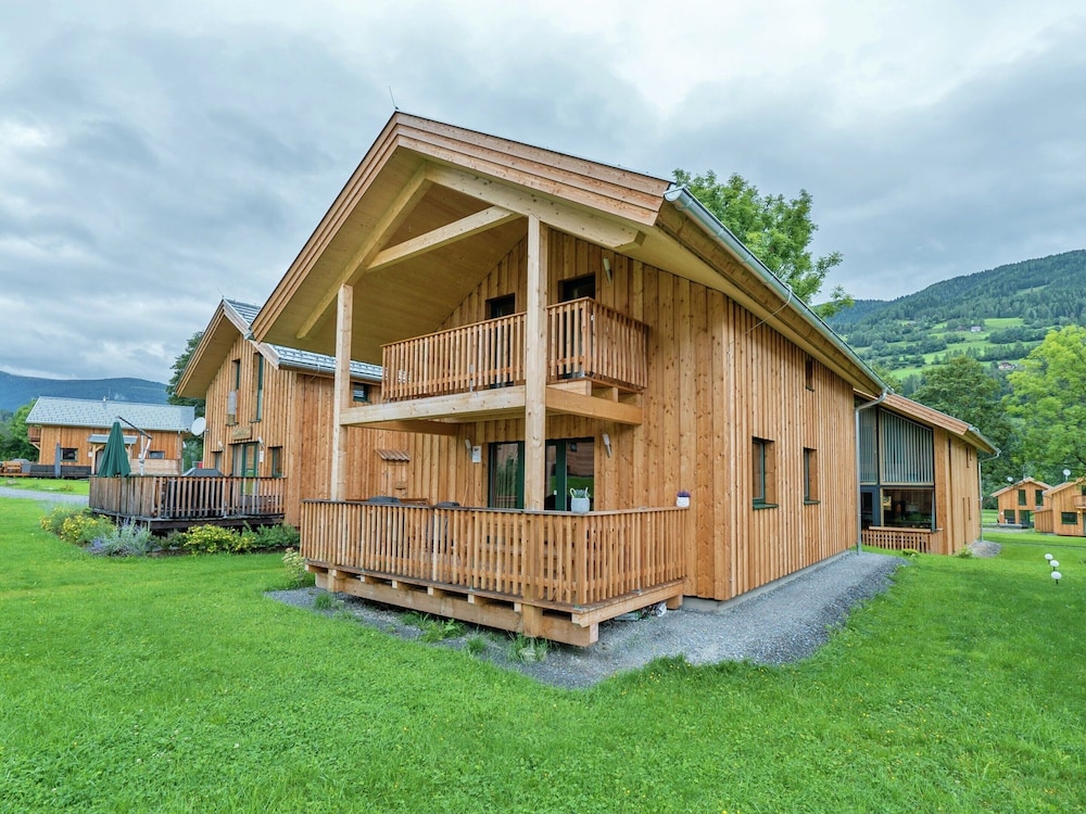 Spacious Chalet With Infrared Sauna