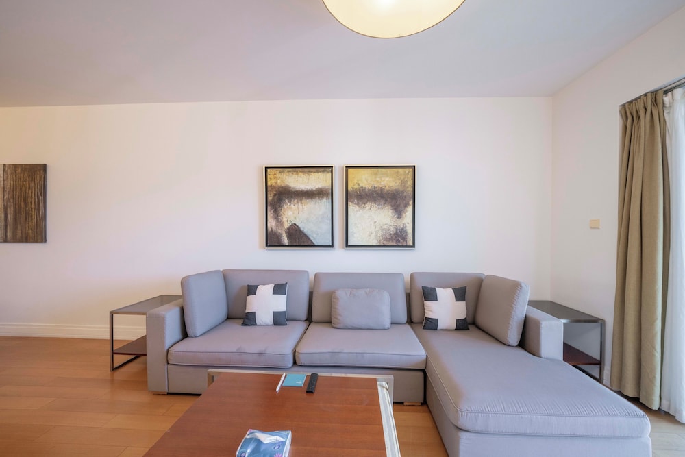 Tyms Bright 2BR 1BA Apt Yongxin Century