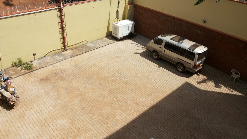 Photo 36