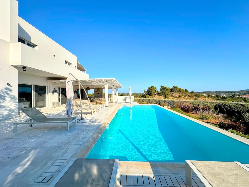 Modern VIP Villa 100 Privacy Stunning Views