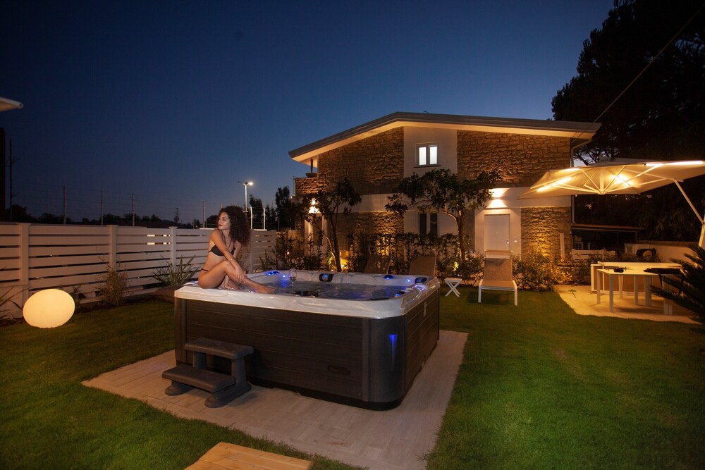 Aquamaris Design Suite & Spa photo 3