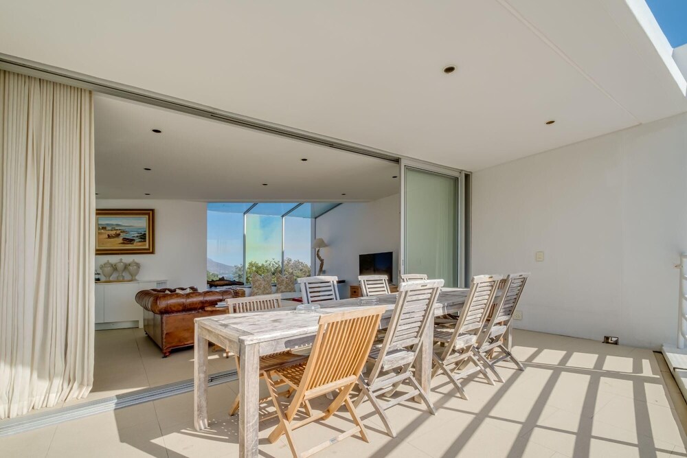 Six Bedroom Holiday Villa on Three Levels w Pool Silvertree view 2
