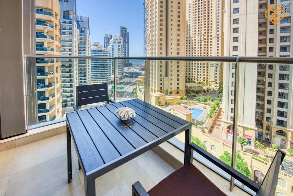 Spakle Building 2 Dubai Marina - Apartment 1007