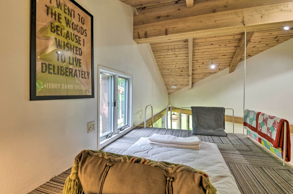 Tree-lined Robbinsville Studio, Near Trails! view 5