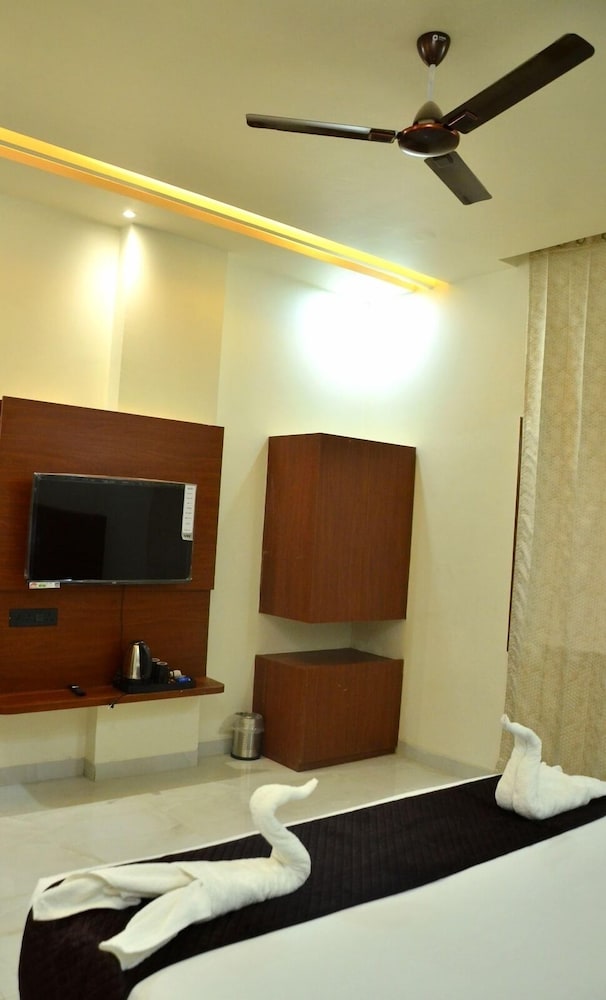 Prem Ratan Residency