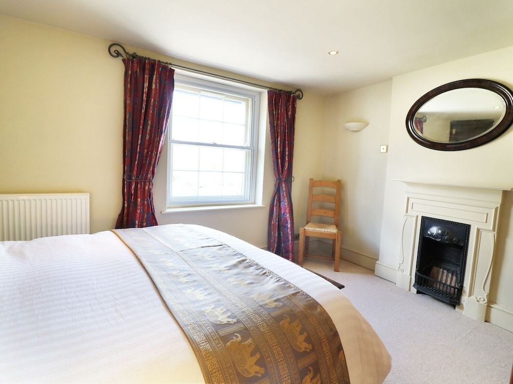 Yelverton Vacations - 11 The Village - Property Image 12