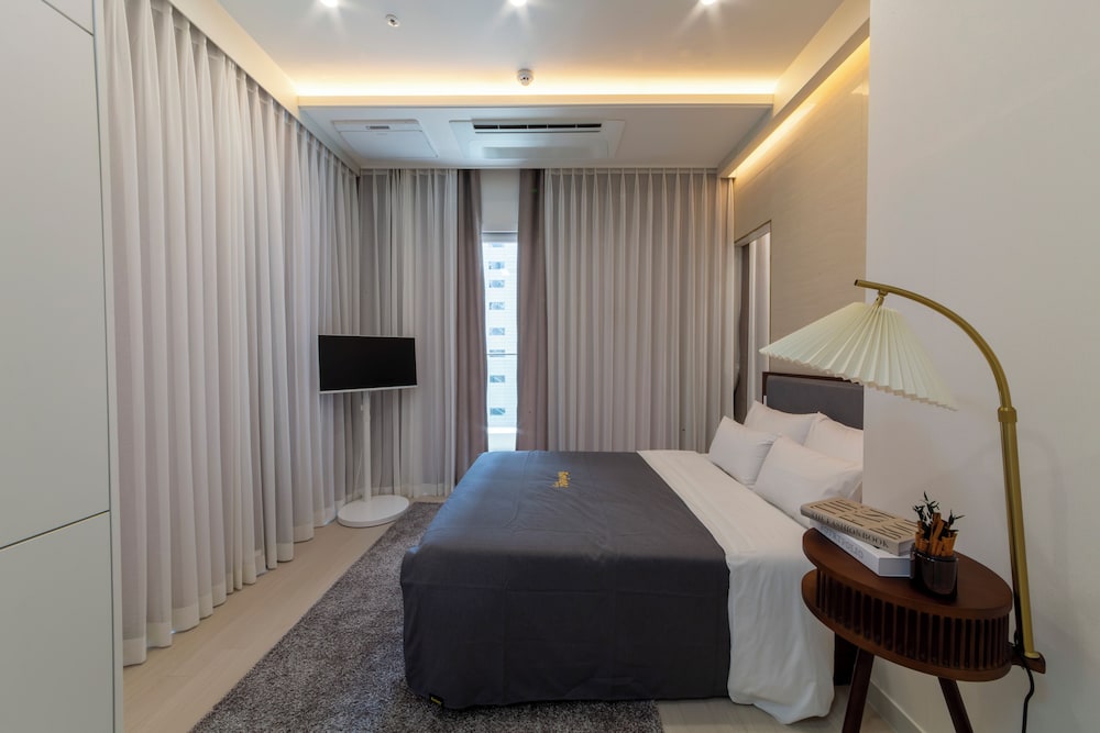 Raviens Maison de Hotel