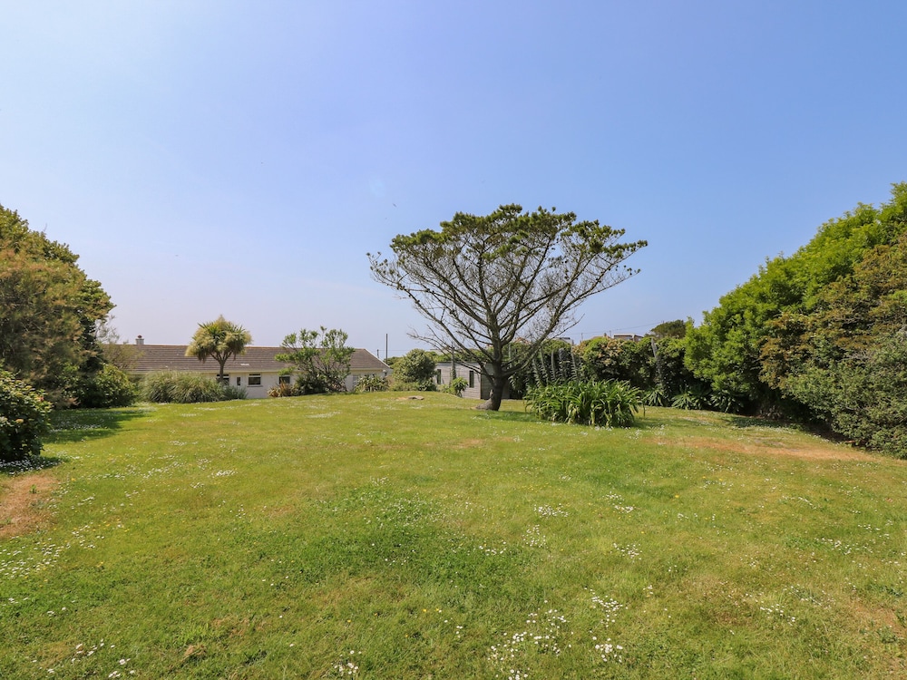 Seaport Lodge