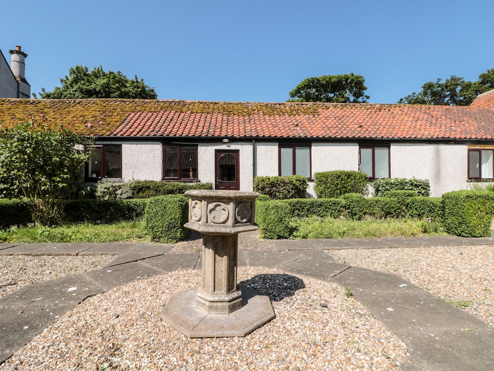 Highcliffe Cottage