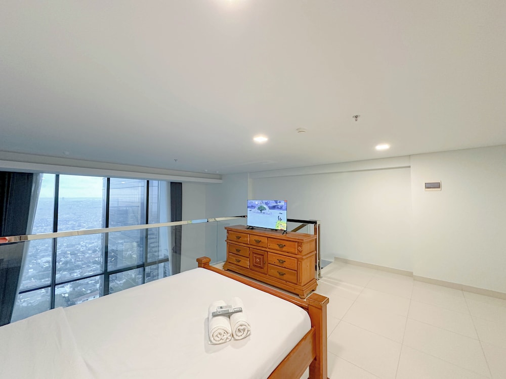 Spacious and Modern Studio SOHO Apartment at VieLoft SOHO and SKY Residence
