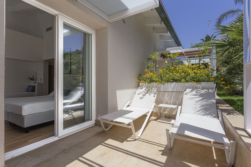Calapetra Resort