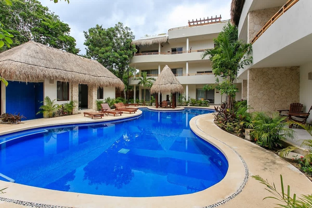 Aldea Zama Penthouse w Private Rooftop Jacuzzi