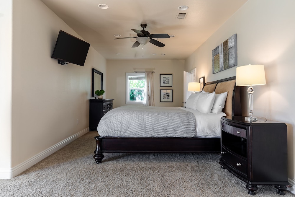 Wilson Creek Manor By Avantstay Sleeps 24 Amazing Estate w Pool Game Room