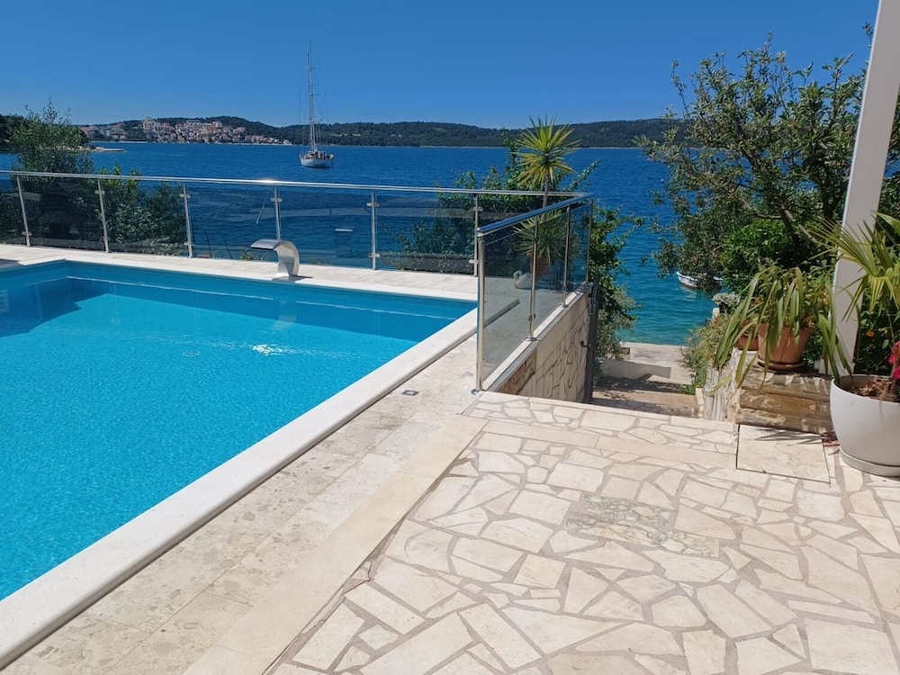 Marija - 10 m From Pebble Beach - A1 view 5