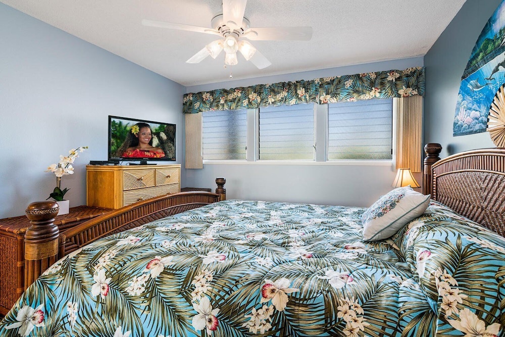Desirable Ground Floor Unit - AC & Wifi - Concierge Included- Vrkcv