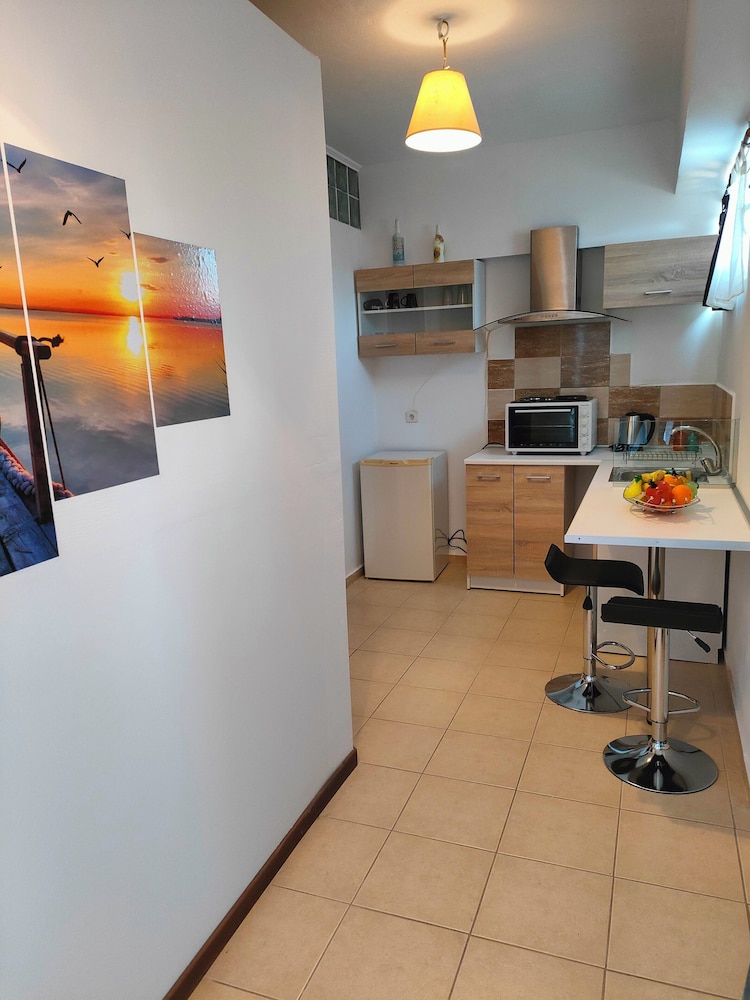 Sky-Line Apartments