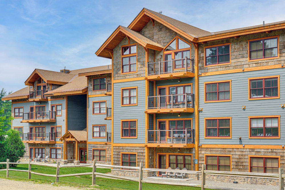 Ski-out Family Condo at Cranmore Mountain